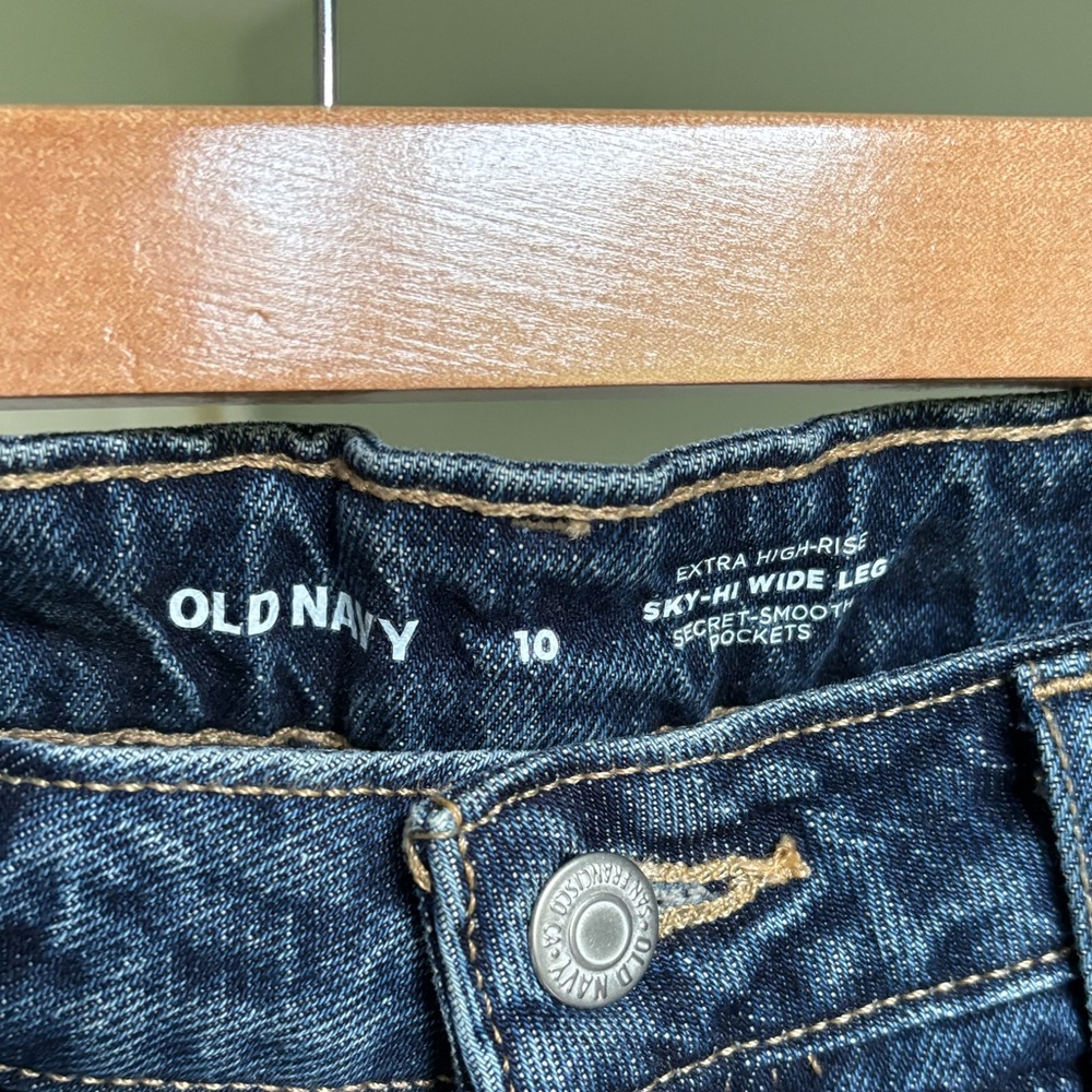 Jeans - Picture 3 of 3